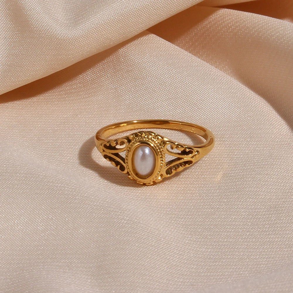 Isla Pearl Ring