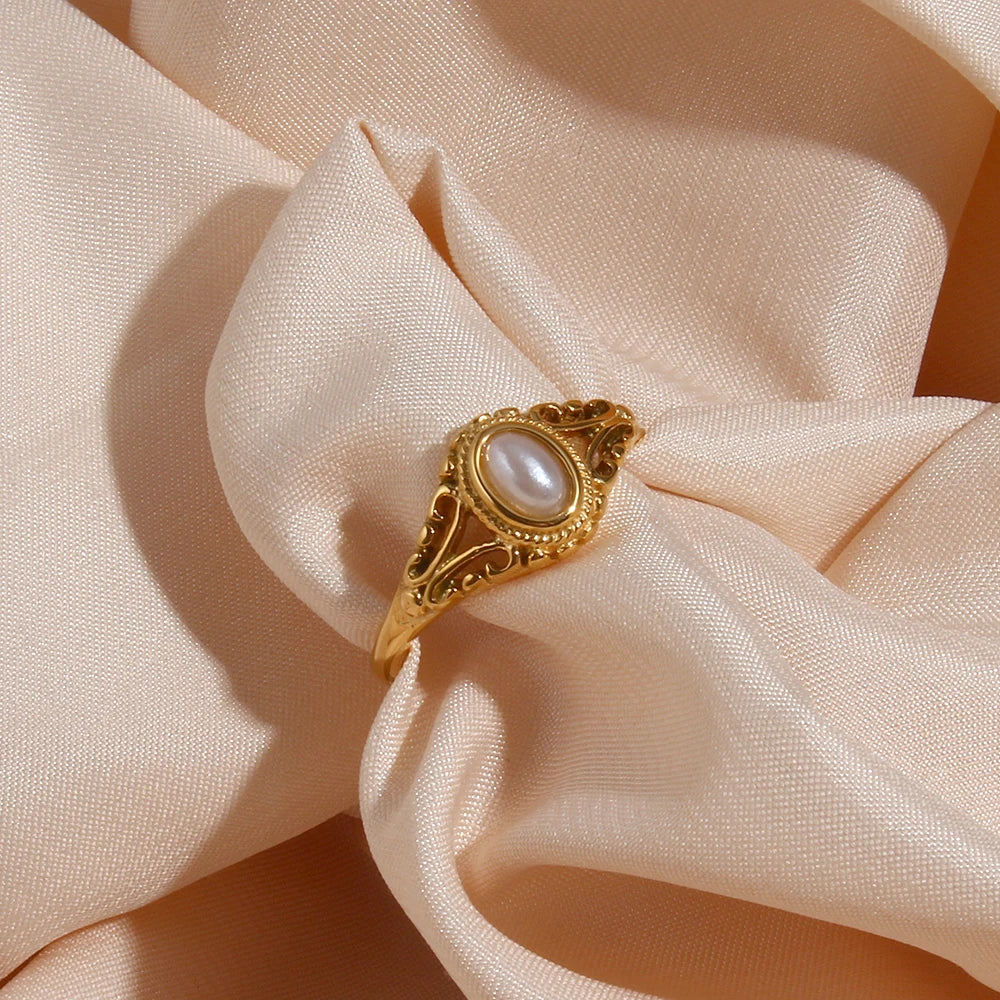 Isla Pearl Ring