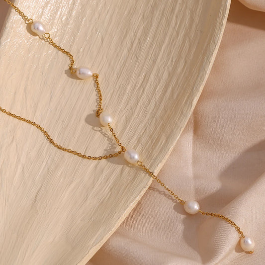 Tidefall Pearl Necklace
