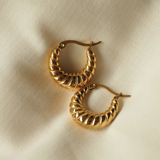 Crescent Hoops